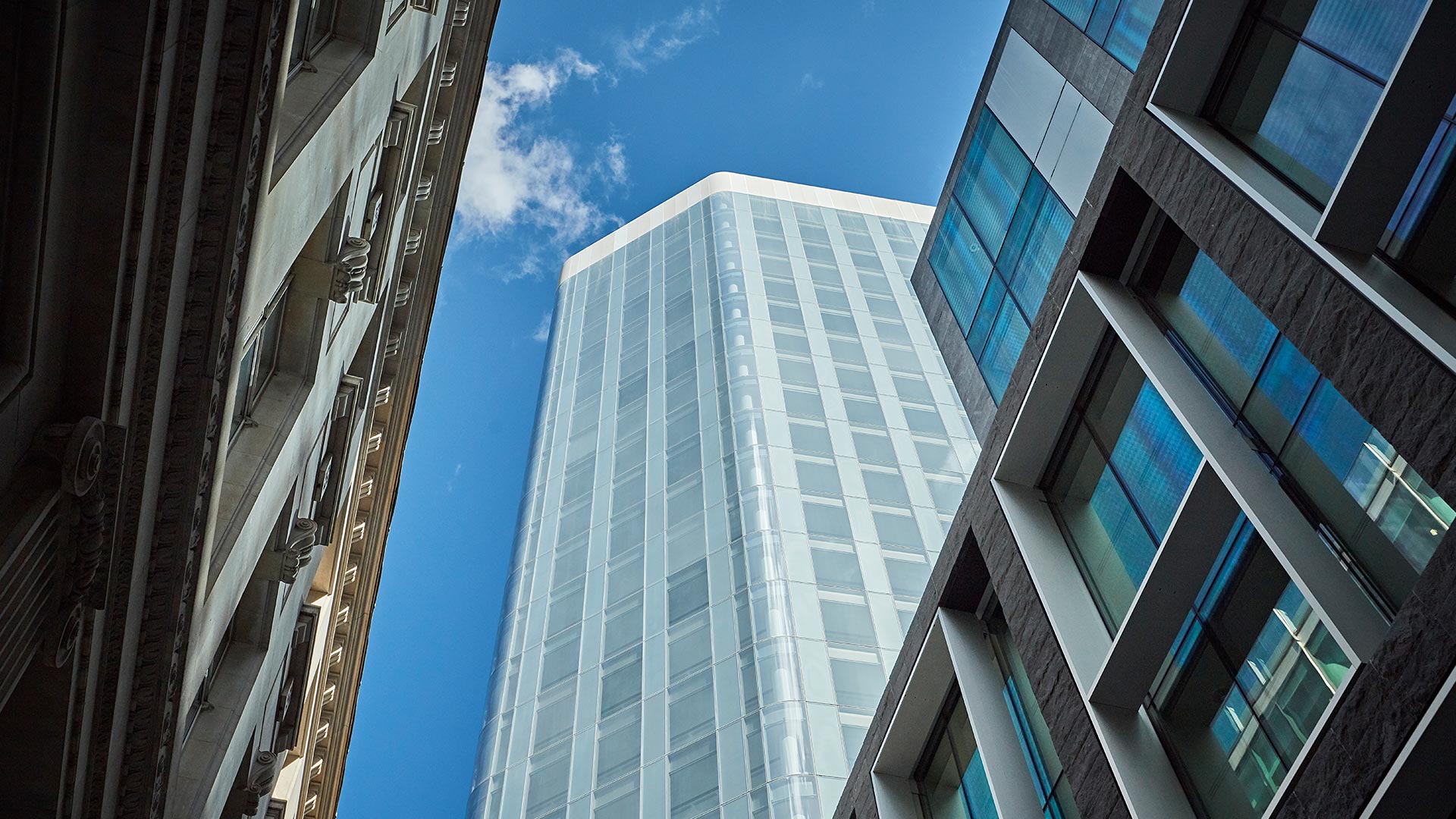 One Angel Court, EC2